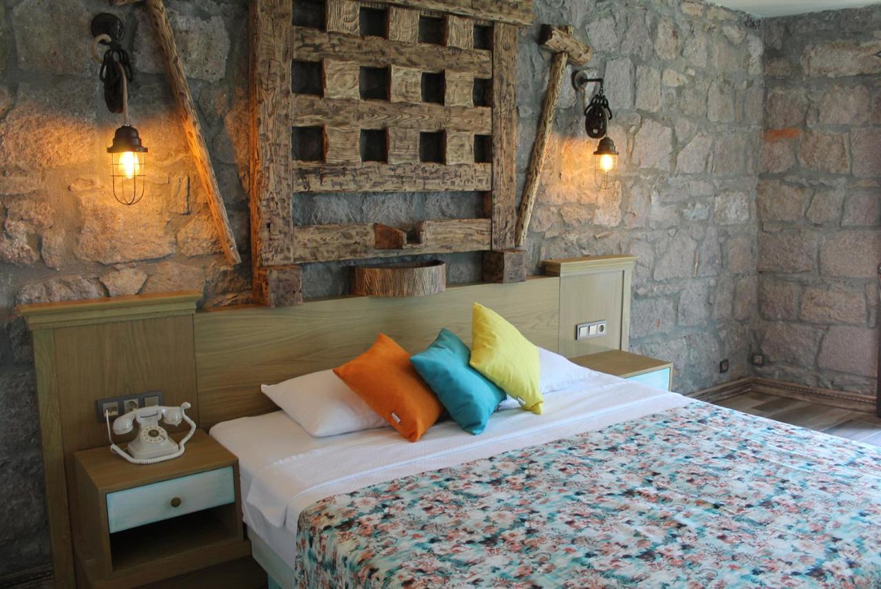 Assos Zeyti̇N Han Special Class Hotel Adults Only 12 Сокакагзи Экстерьер фото